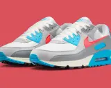 Nike Air Max 90 Sneaker in Weiß, Grau, Koralle & Blau. Eine tolle Ergänzung für jede Nike Air Max alle Modelle Liste.