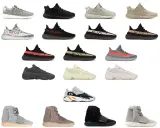 Eine Sammlung von all yeezy models in verschiedenen Farben und Stilen, von Boost 350 bis zu den klobigeren Modellen.