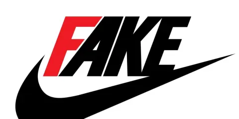 Das Wort "FAKE" in Rot und Schwarz über dem bekannten Nike-Swoosh.