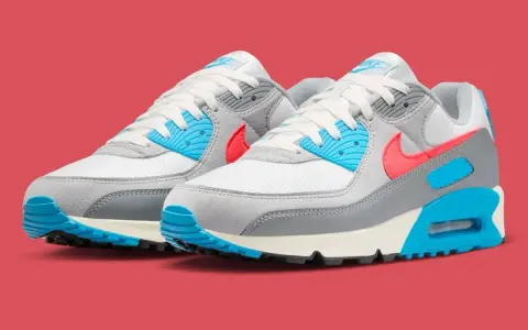 Nike Air Max 90 Sneaker in Weiß, Grau, Koralle & Blau. Eine tolle Ergänzung für jede Nike Air Max alle Modelle Liste.